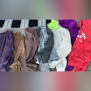 Women’s Sweater/sweatshirt Lot